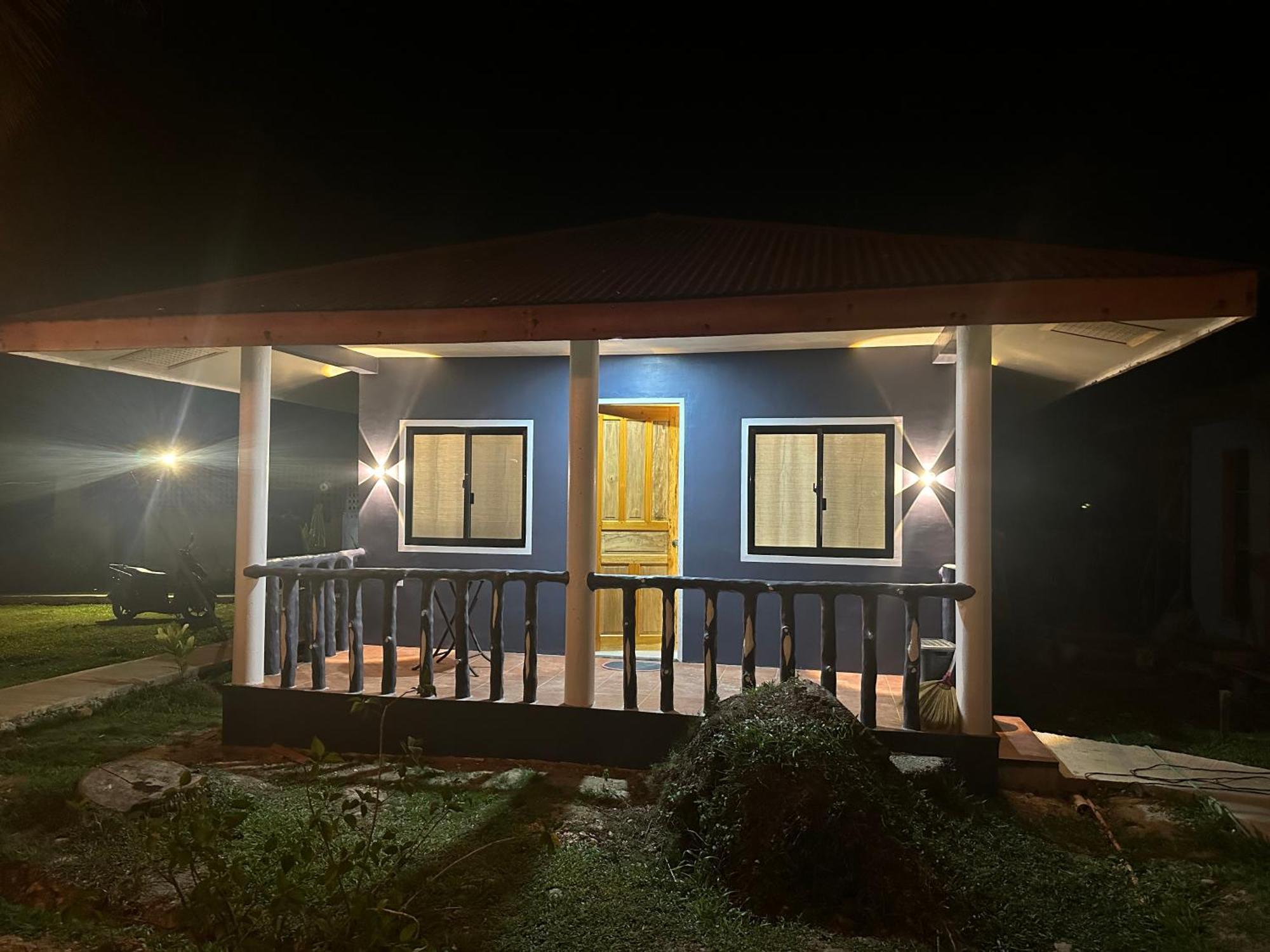 Cris & Mar Homestay Burgos  المظهر الخارجي الصورة