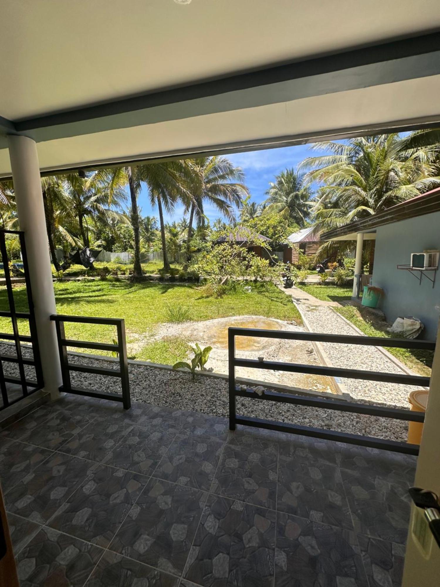 Cris & Mar Homestay Burgos  المظهر الخارجي الصورة