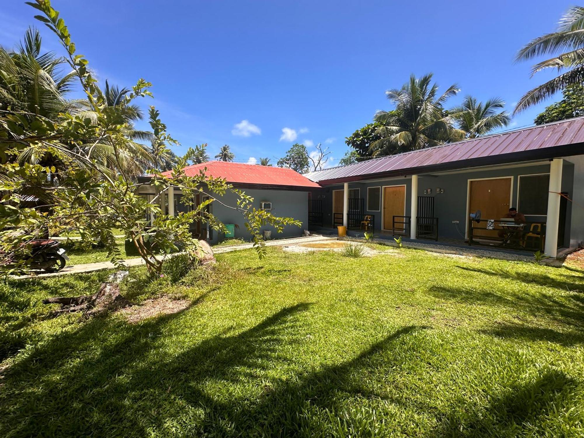 Cris & Mar Homestay Burgos  المظهر الخارجي الصورة