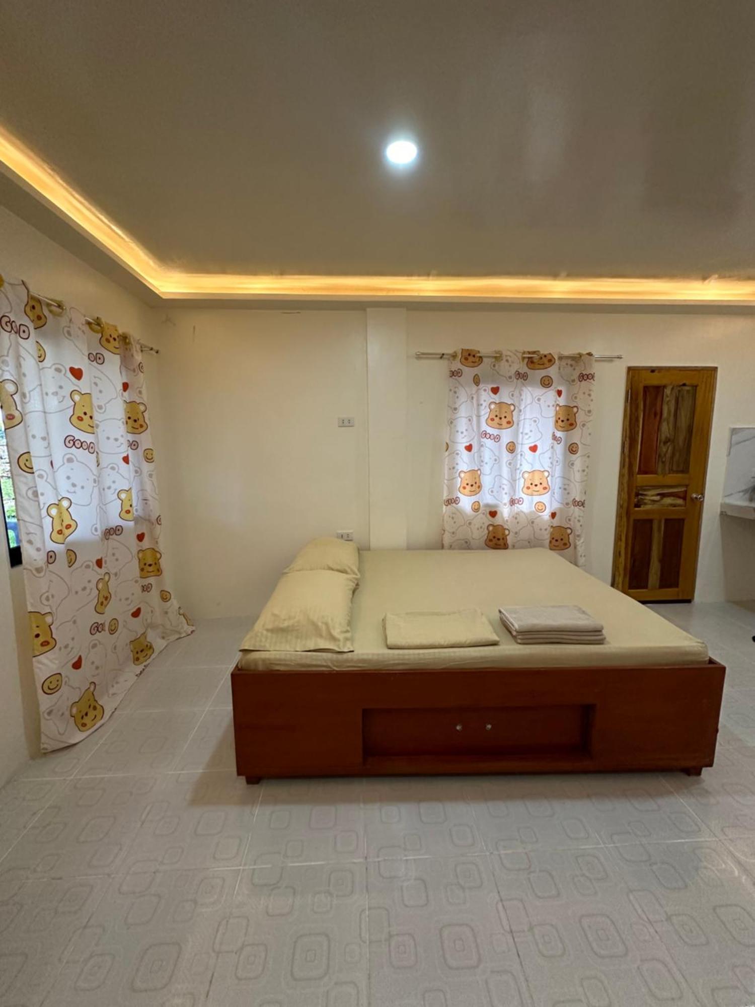 Cris & Mar Homestay Burgos  المظهر الخارجي الصورة