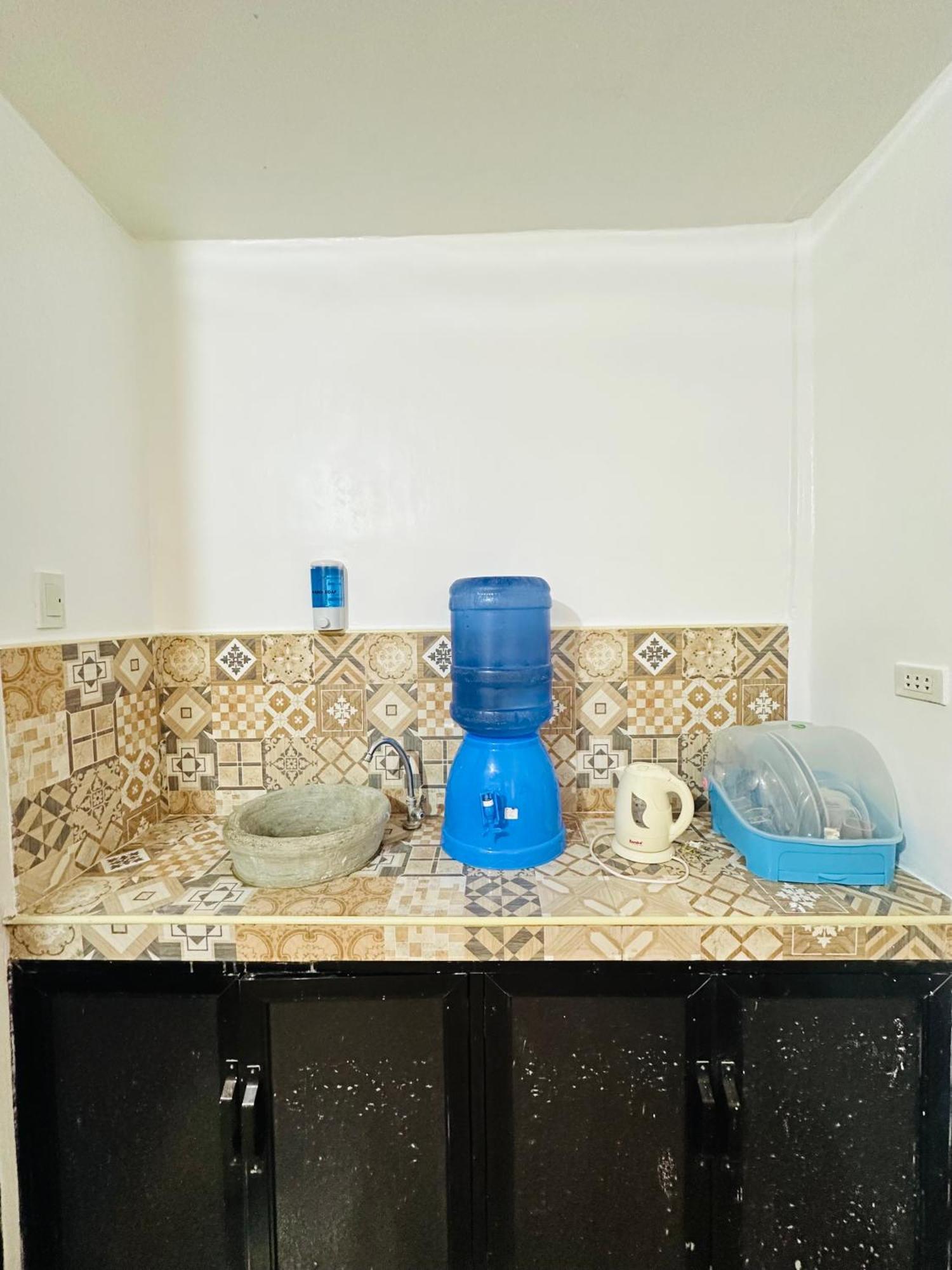 Cris & Mar Homestay Burgos  المظهر الخارجي الصورة